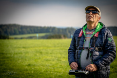grill-fliegen-_23_20220924_1406269785
