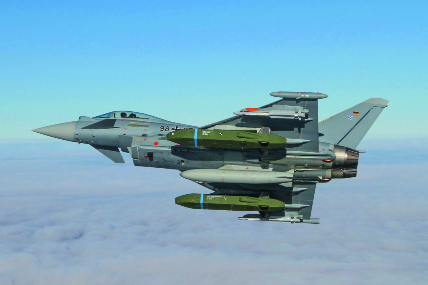eurofighter typhoon flight tests with taurus kepd 350 missile started c j gietl 1455x970